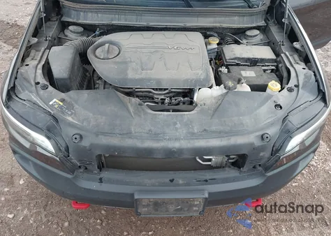 2020 Jeep Cherokee Trailhawk 4X4 from USA, damaged, VIN 1C4PJMBX4LD527047